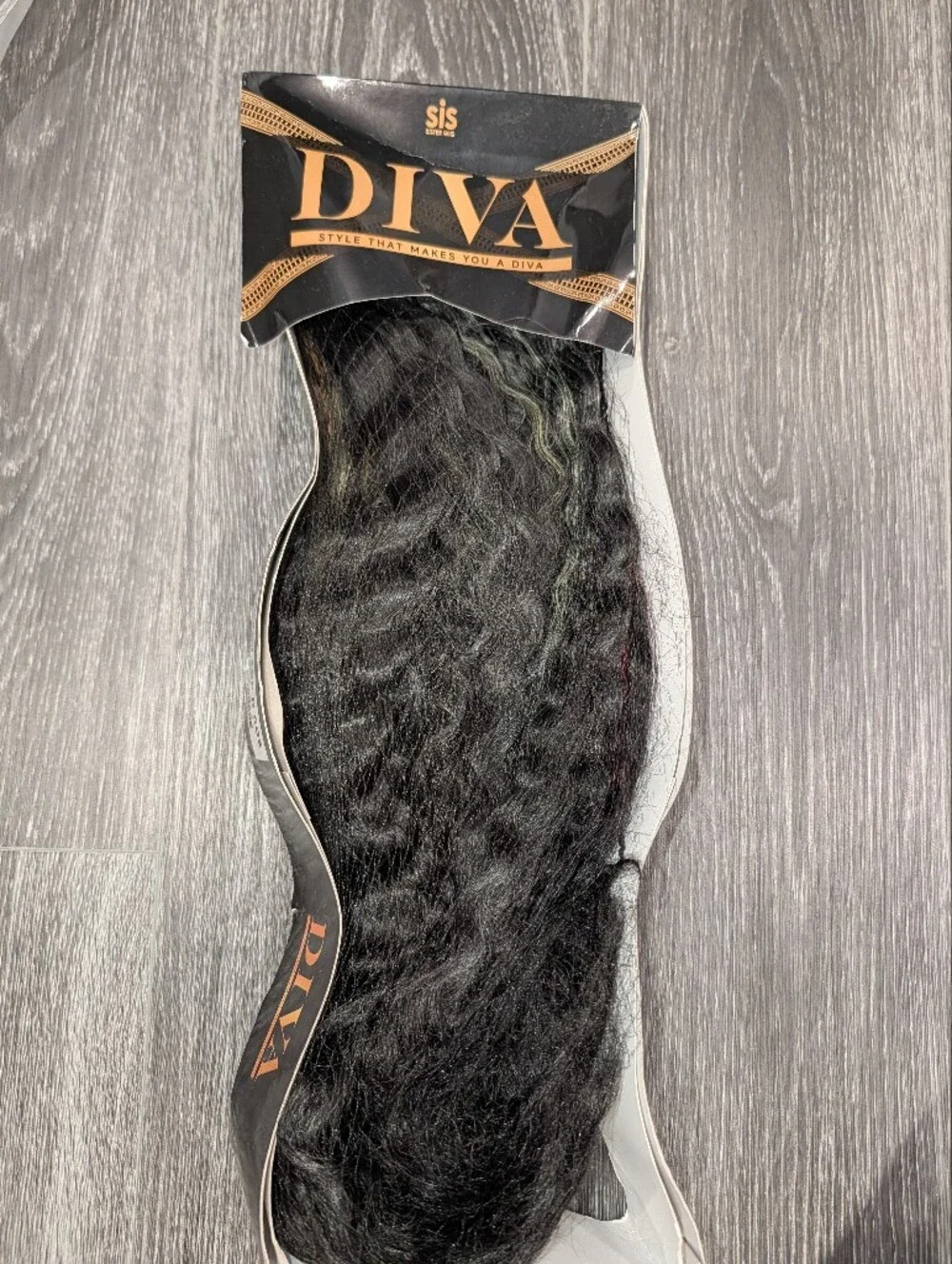 Zury Sis 13x5 Free Parting HD Lace Front Wig - DIVA LACE H COS
